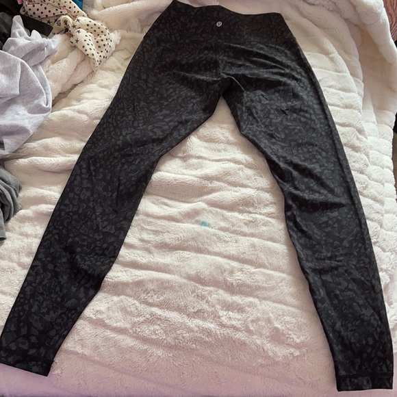 Lululemon leggings - Picture 2 of 4